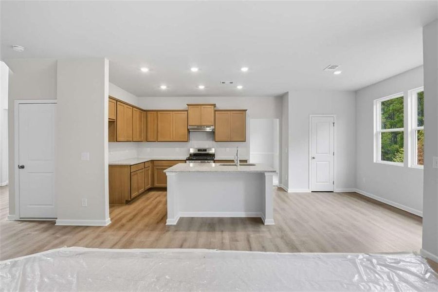Furnished interior view inside a new home in Creekside Landing, Dallas (Image 9).