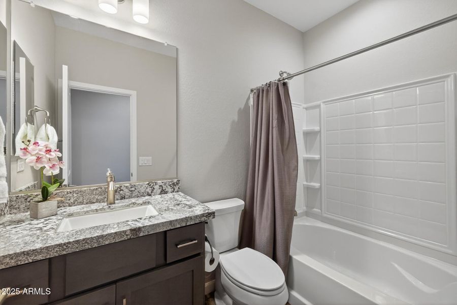 30) BATH 2 30) BATH 2