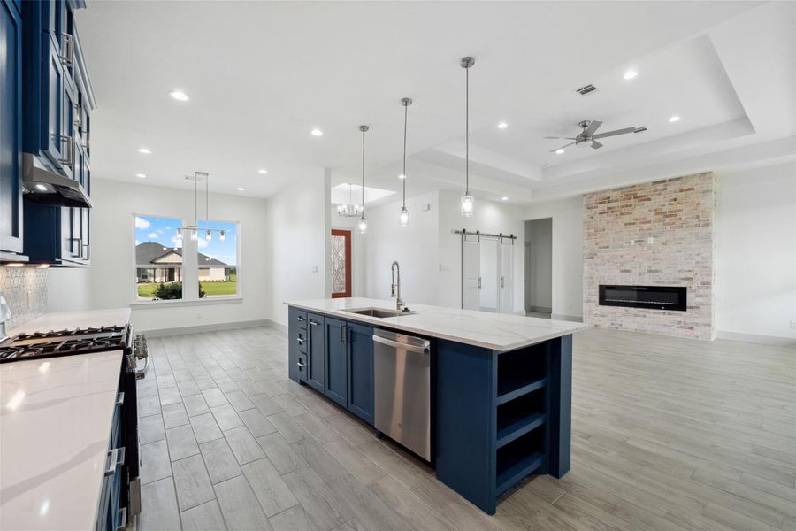 Image 6 of a home in . Image 6 of a home in .