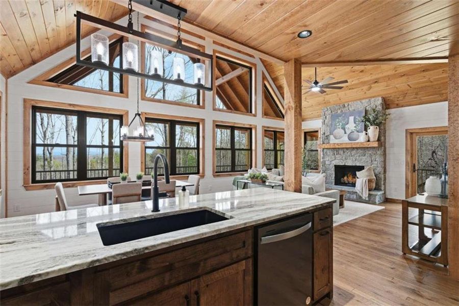 Community amenities in , Blue Ridge (Image 48).