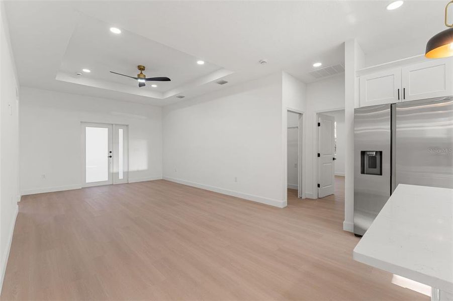 Spacious, unfurnished interior of a new home in , North Port (Image 27).