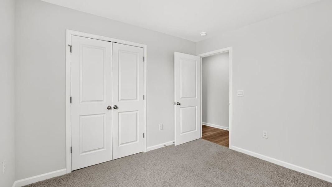 Spacious, unfurnished interior of a new home in Tyger Pines, Moore (Image 22).