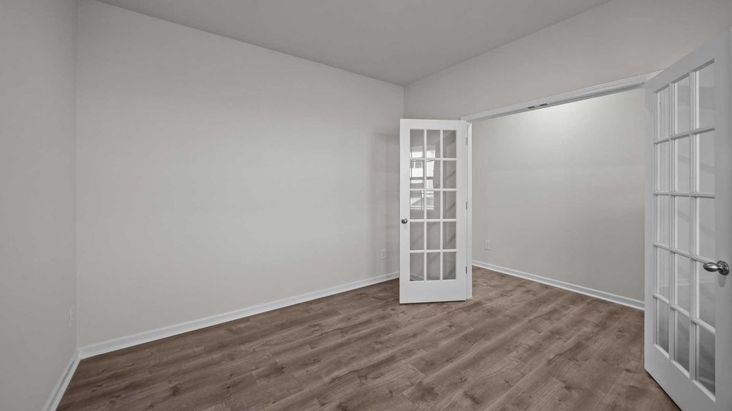 Spacious, unfurnished interior of a new home in Ridgewood Farms, Winterville (Image 15).