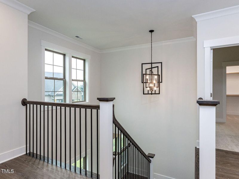 027-1280x960-upstairs-landing