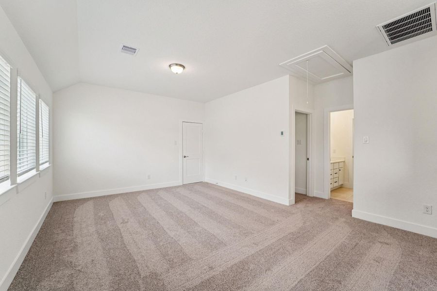Spacious, unfurnished interior of a new home in The Woodlands Hills, Willis (Image 30). Spacious, unfurnished interior of a new home in The Woodlands Hills, Willis (Image 30).