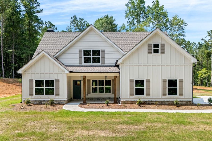 Front exterior of a new home in Hammett Woods, Hogansville, GA, highlighting curb appeal (Image 2).