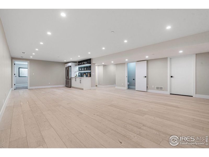 Basement family room + powder room