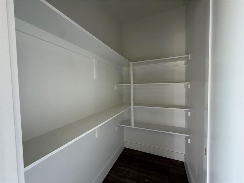 Spacious, unfurnished interior of a new home in Stillwater Lake Estates, Godley (Image 6).