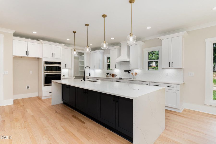 011_dsc00023-edit_406