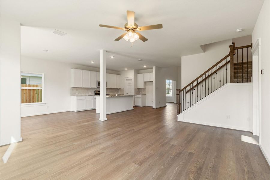 Spacious, unfurnished interior of a new home in Cielo, Conroe (Image 36). Spacious, unfurnished interior of a new home in Cielo, Conroe (Image 36).