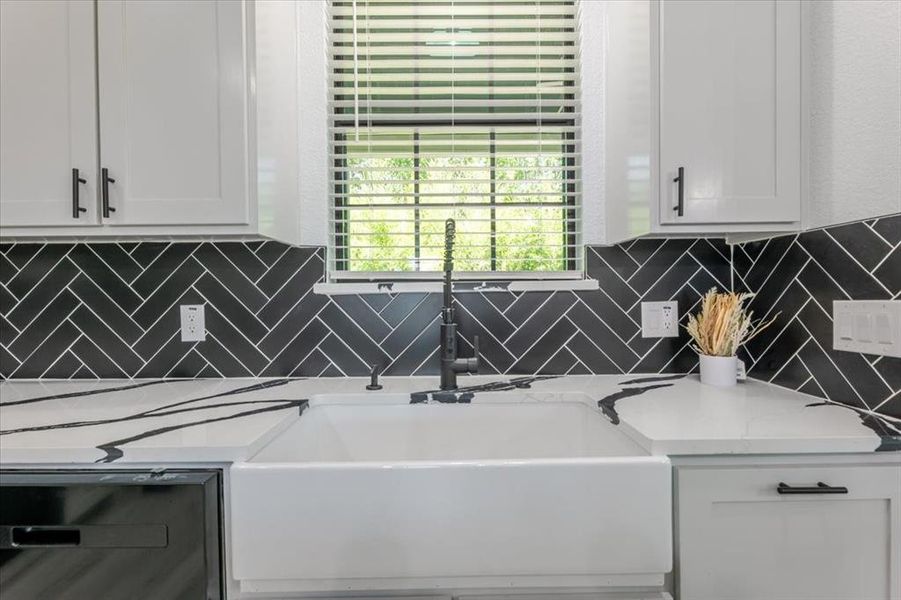 Close-up of interior finishes inside a home in , Mineral Wells (Image 22). Close-up of interior finishes inside a home in , Mineral Wells (Image 22).