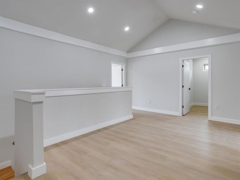 Spacious, unfurnished interior of a new home in , Grand Prairie (Image 19).