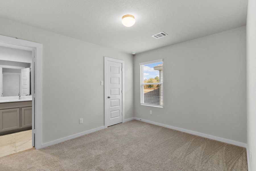 Spacious, unfurnished interior of a new home in Cypresswood Landing, Humble (Image 21). Spacious, unfurnished interior of a new home in Cypresswood Landing, Humble (Image 21).