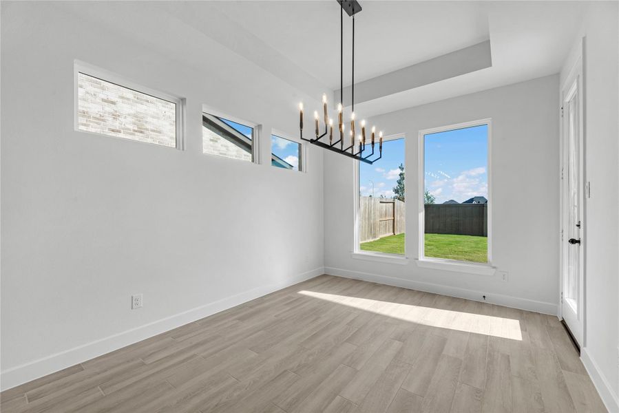 Spacious, unfurnished interior of a new home in Cross Creek West, Fulshear (Image 22).