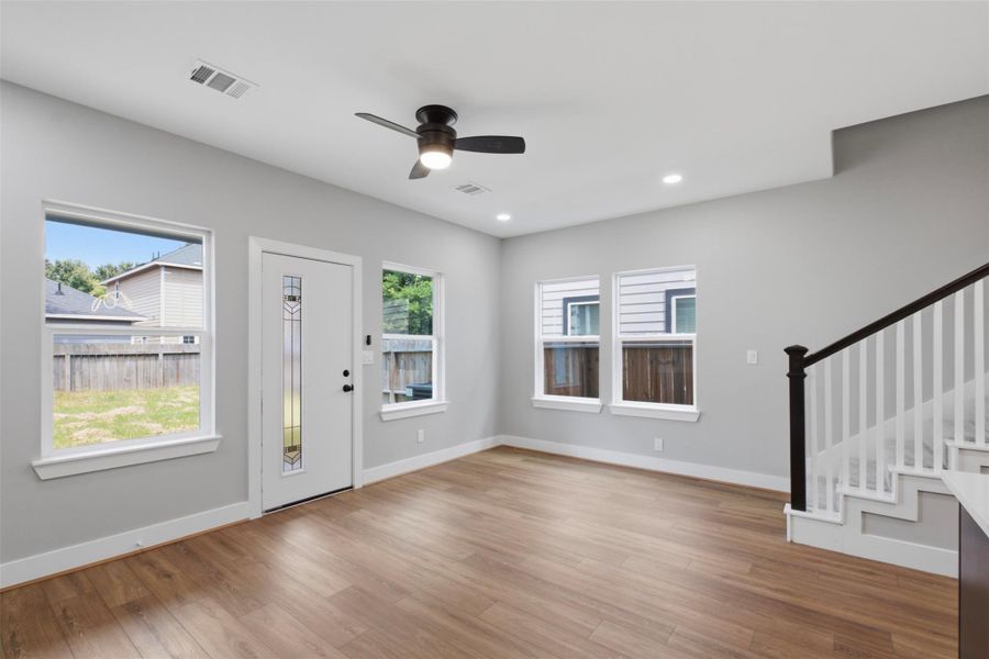 Spacious, unfurnished interior of a new home in , Houston (Image 38).