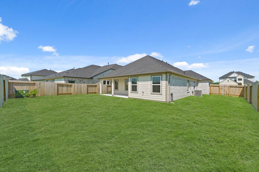 Front exterior of a new home in Briarwood Crossing, Rosenberg, TX, highlighting curb appeal (Image 16). Front exterior of a new home in Briarwood Crossing, Rosenberg, TX, highlighting curb appeal (Image 16).