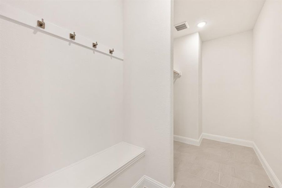 Spacious, unfurnished interior of a new home in Creekview Meadows, Pilot Point (Image 35).