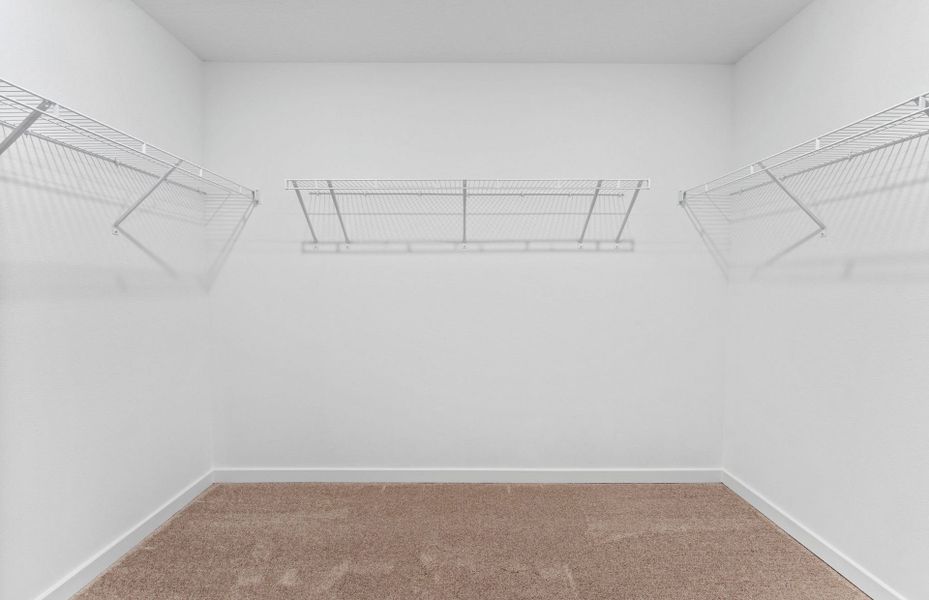 Spacious, unfurnished interior of a new home in Pioneer Ranch, Ocala (Image 19).