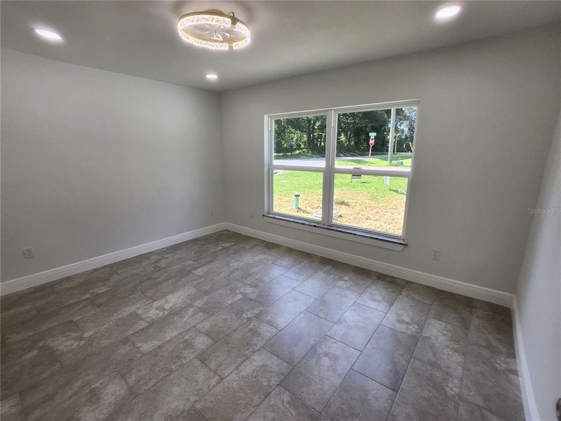 Spacious, unfurnished interior of a new home in , Summerfield (Image 18).
