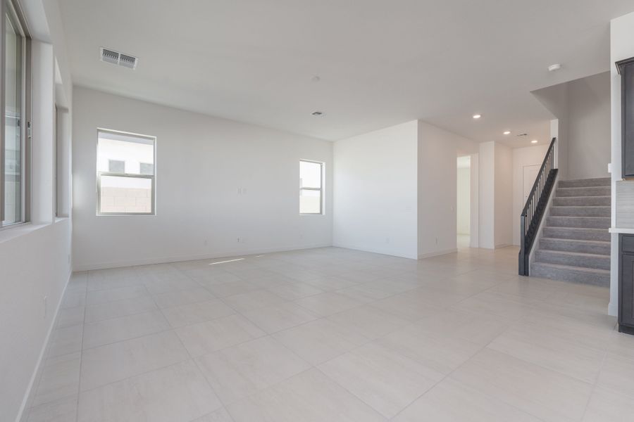 Spacious, unfurnished interior of a new home in Soleo, Queen Creek (Image 8).