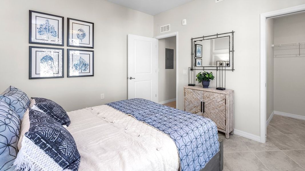 0086 Arabella Bed2 2of2 Base2