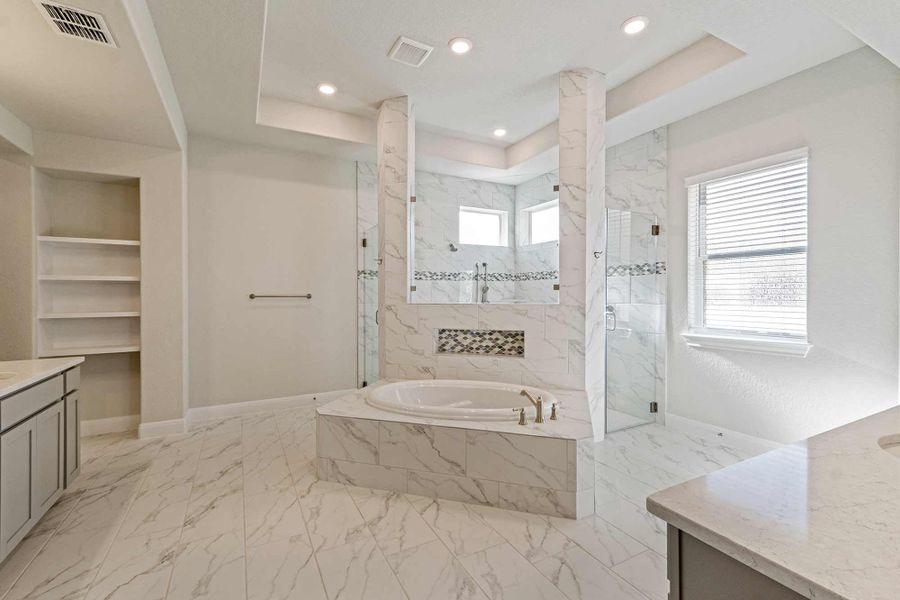 The Fredericksburg - Owner's Bath The Fredericksburg - Owner's Bath