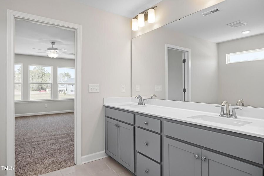 Furnished interior view inside a new home in Wellers Knoll, Lillington (Image 45). Furnished interior view inside a new home in Wellers Knoll, Lillington (Image 45).