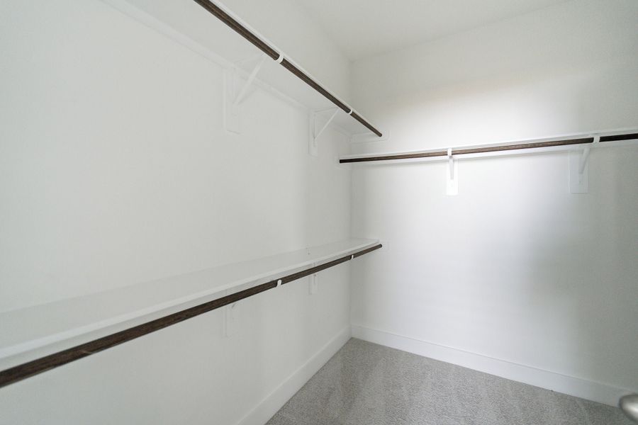 Spacious, unfurnished interior of a new home in Sundance Cove, Crosby (Image 25).