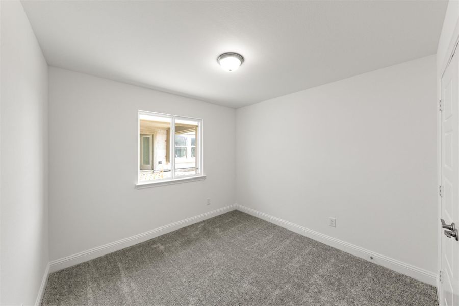 Spacious, unfurnished interior of a new home in Elevon, Lavon (Image 13).