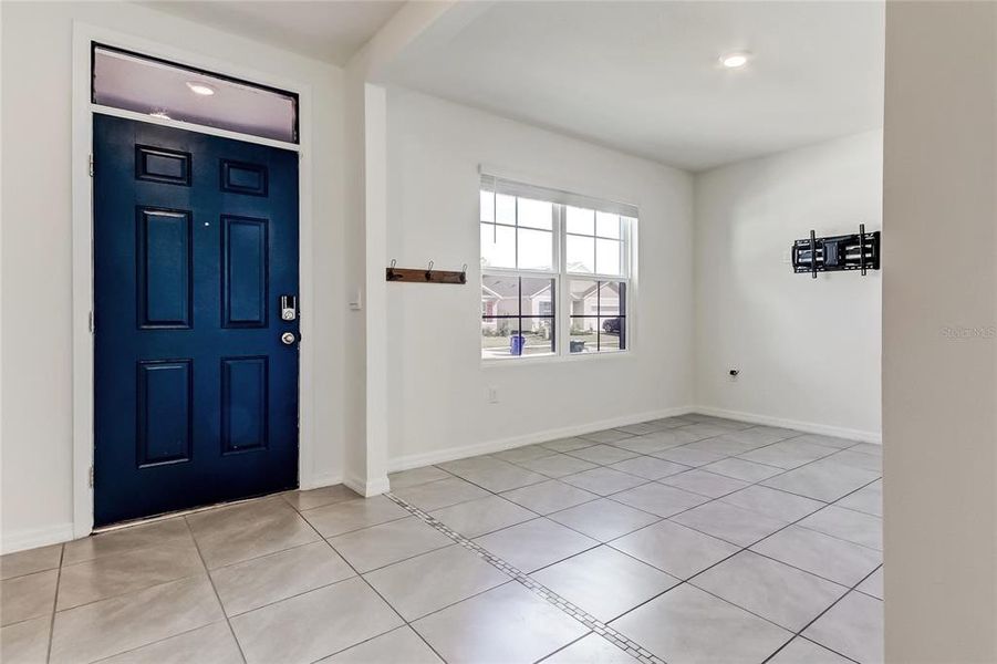 Spacious, unfurnished interior of a new home in Lakes at Laurel Highlands, Lakeland (Image 56).
