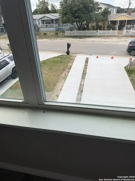 Image 28 of a home in . Image 28 of a home in .