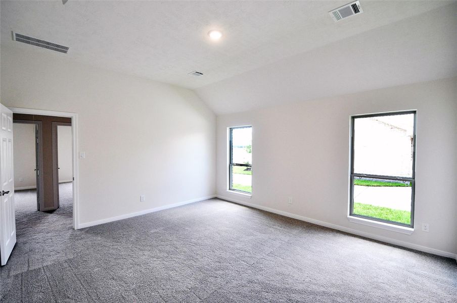 Spacious, unfurnished interior of a new home in , League City (Image 28). Spacious, unfurnished interior of a new home in , League City (Image 28).