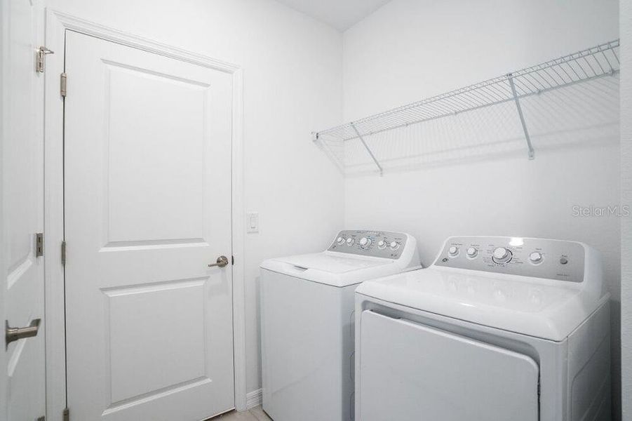 Furnished interior view inside a new home in Scenic Terrace, Lake Hamilton (Image 13).