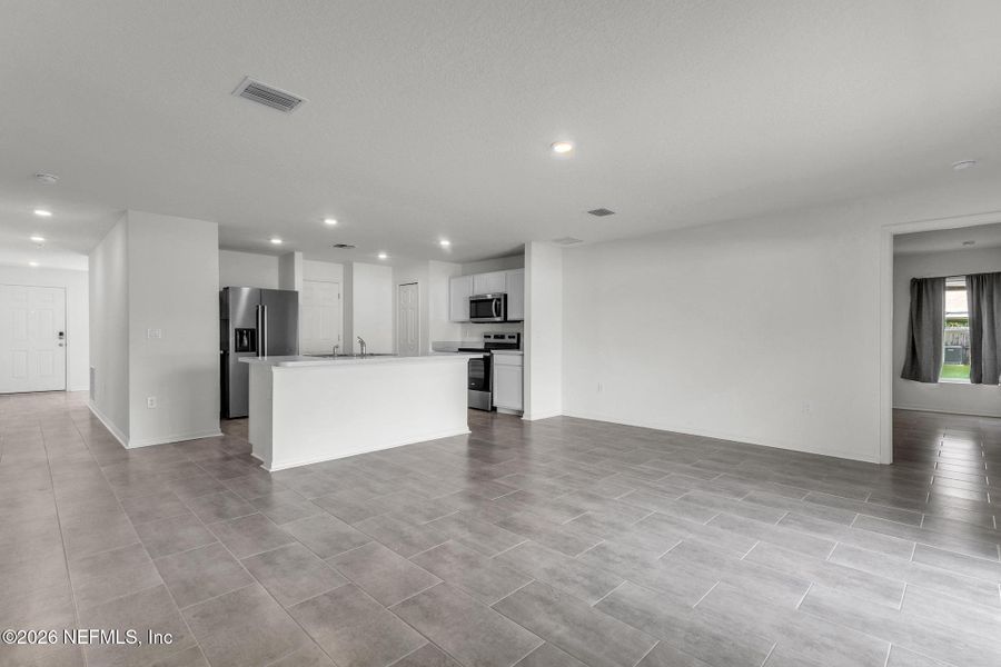 Spacious, unfurnished interior of a new home in Palm Coast, Palm Coast (Image 33).
