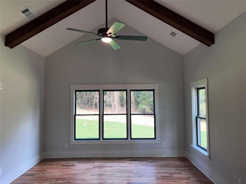 Spacious, unfurnished interior of a new home in , Flowery Branch (Image 5).