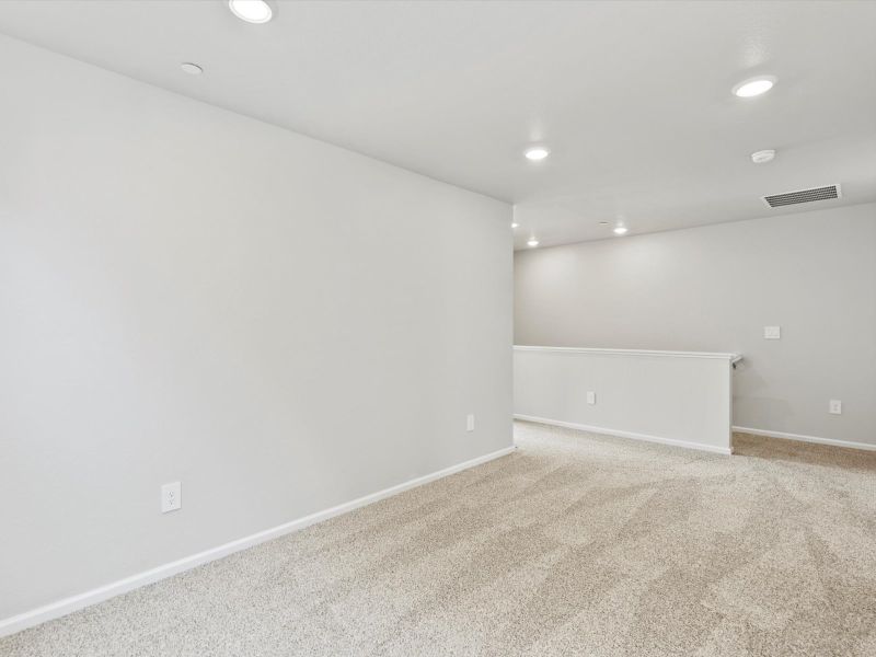 Spacious, unfurnished interior of a new home in Horizon Uptown: The Meadow Collection, Aurora (Image 6). Spacious, unfurnished interior of a new home in Horizon Uptown: The Meadow Collection, Aurora (Image 6).