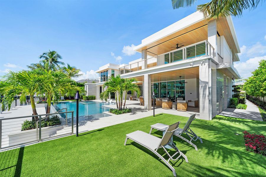 336_Coconut_Palm_Road_33