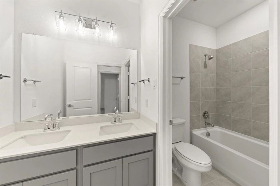 Crockett Home Plan Bathroom by Ashton Woods Crockett Home Plan Bathroom by Ashton Woods