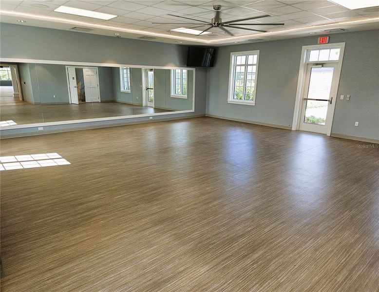 Spacious, unfurnished interior of a new home in Palmera at Wellen Park, Venice (Image 27). Spacious, unfurnished interior of a new home in Palmera at Wellen Park, Venice (Image 27).