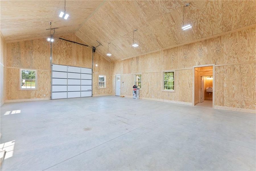 Spacious, unfurnished interior of a new home in , Clermont (Image 29). Spacious, unfurnished interior of a new home in , Clermont (Image 29).