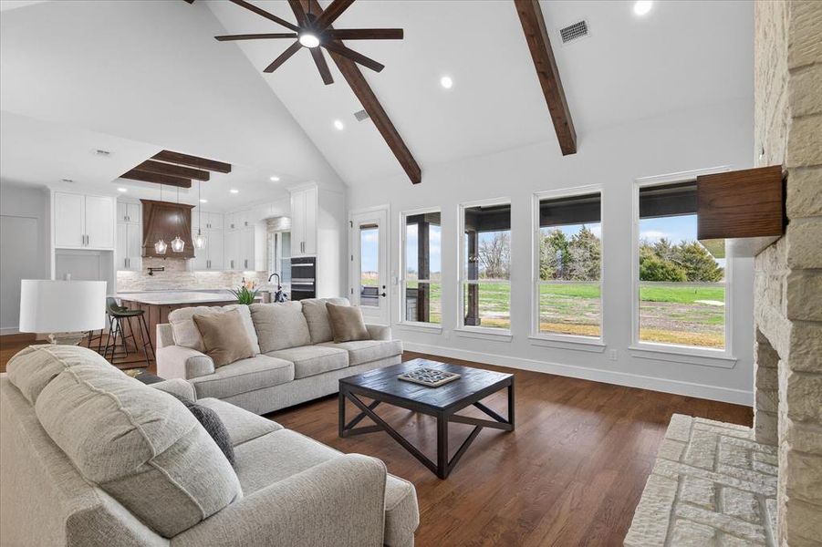 Furnished interior view inside a new home in , Celeste (Image 33).