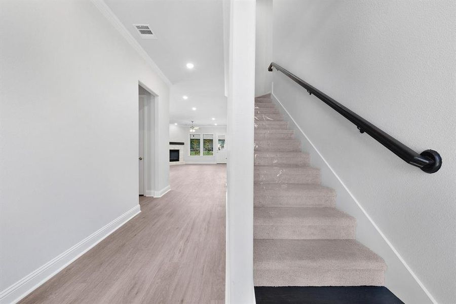 Spacious, unfurnished interior of a new home in Heath Golf and Yacht, Heath (Image 35).