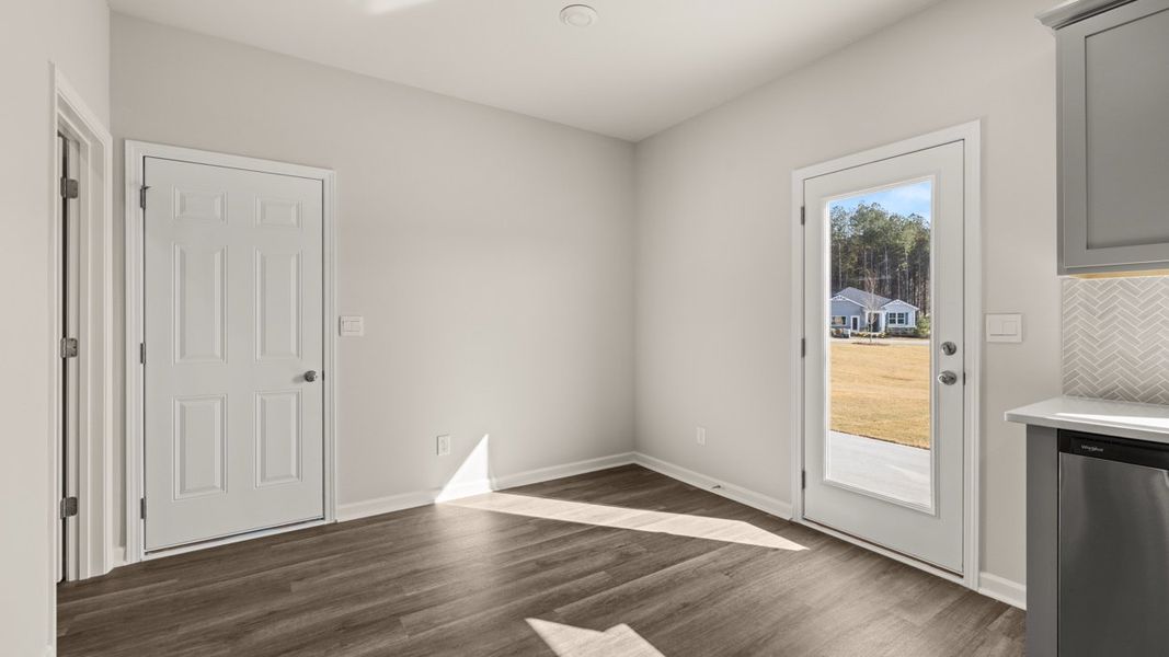 Representative unfurnished interior of a home built from the Plan by D.R. Horton in WillowBrook, Winder (Image 9).