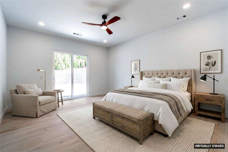 Furnished interior view inside a new home in , Gainesville (Image 15).