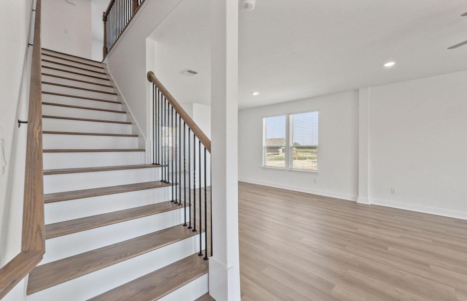 Spacious, unfurnished interior of a new home in Patterson Ranch, Georgetown (Image 18). Spacious, unfurnished interior of a new home in Patterson Ranch, Georgetown (Image 18).
