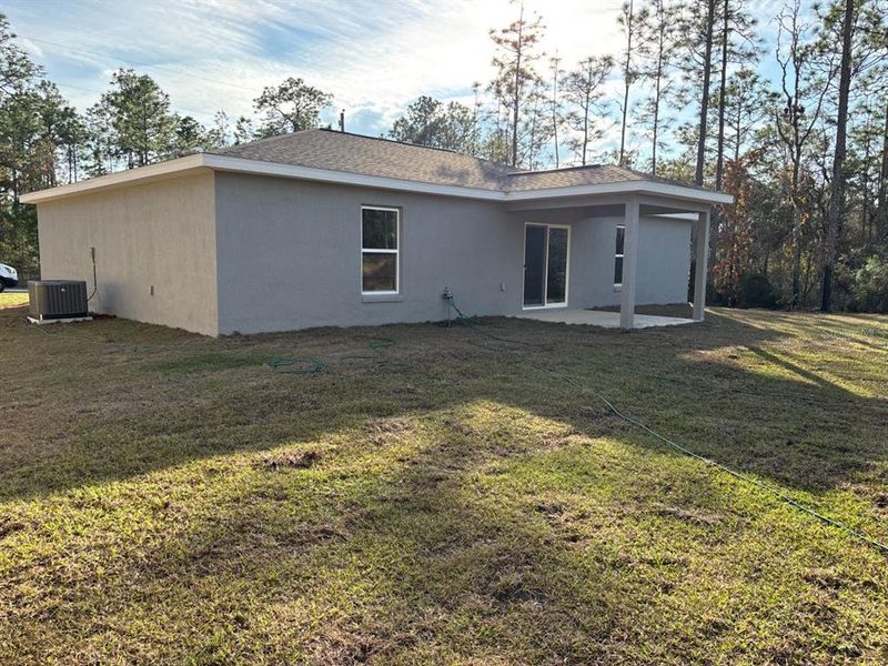 Exterior details and patio area of a home in , Citrus Springs (Image 21).