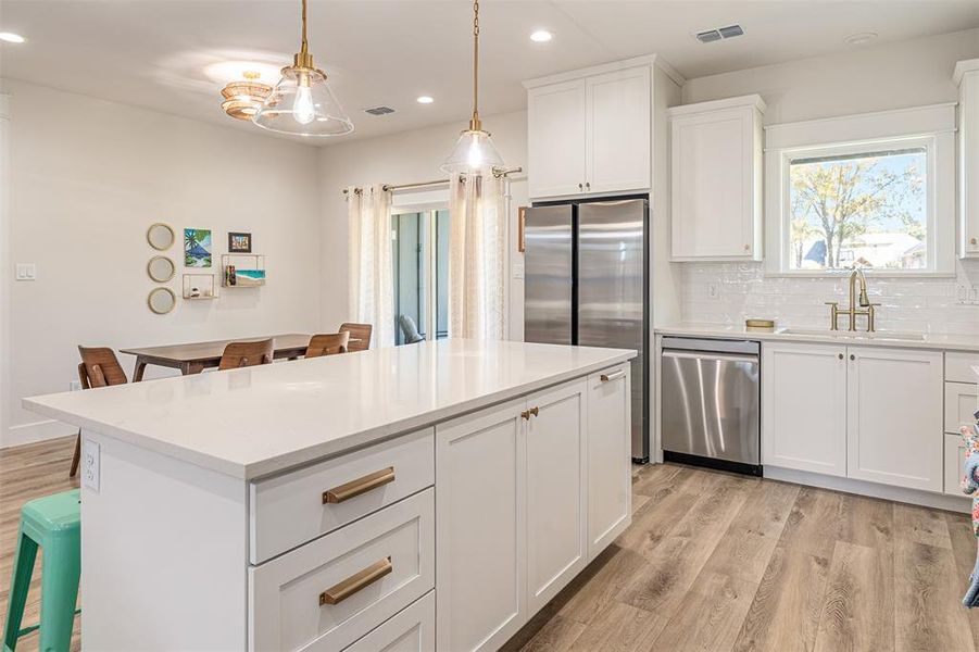 Furnished interior view inside a new home in , Mabank (Image 11).