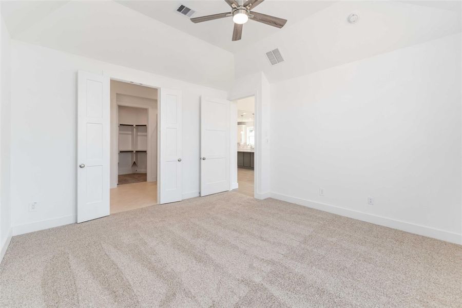 Spacious, unfurnished interior of a new home in Elyson, Katy (Image 18).