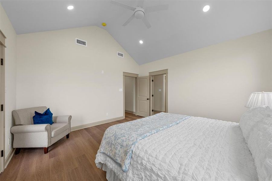 Furnished interior view inside a new home in , Robinson (Image 28).