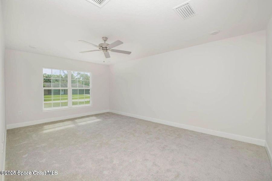 Spacious, unfurnished interior of a new home in Palm Bay, Palm Bay (Image 15).